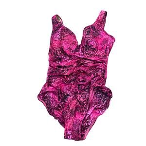 Miraclesuit Enchant? Swimsuit Womens 6 or 8? Slimming One Piece Pink Paisley